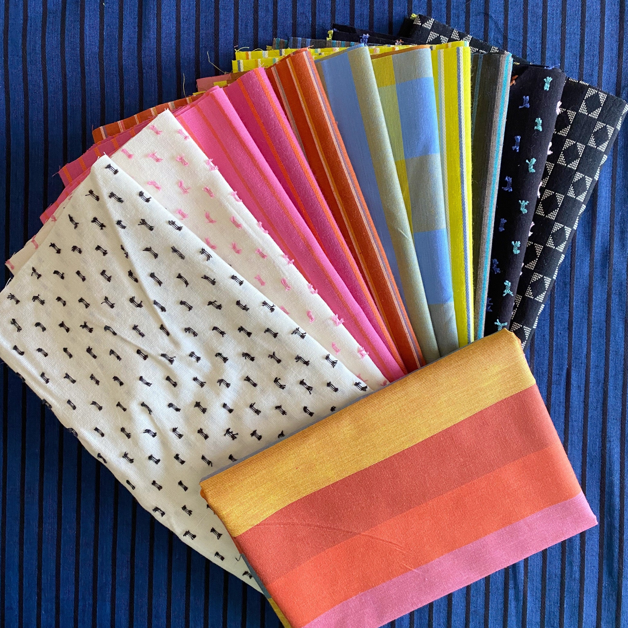 Homestead Star Quilt Kit in Ooh Lucky Lucky wovens