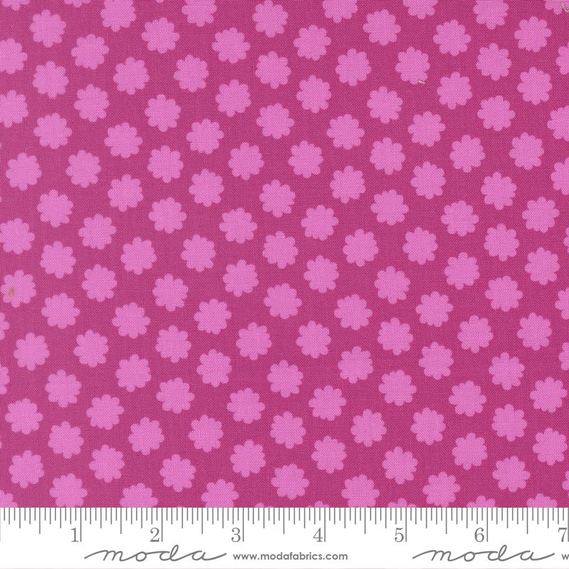 Elizabeth Hartman Scenery - Puffball - Passion Fruit