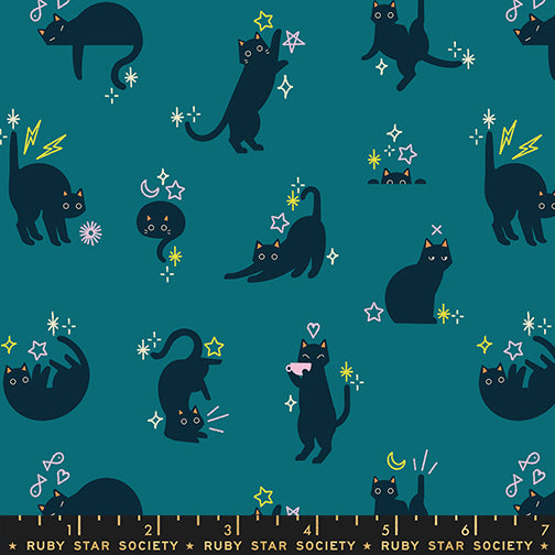 Freaky Familiars mini bundle